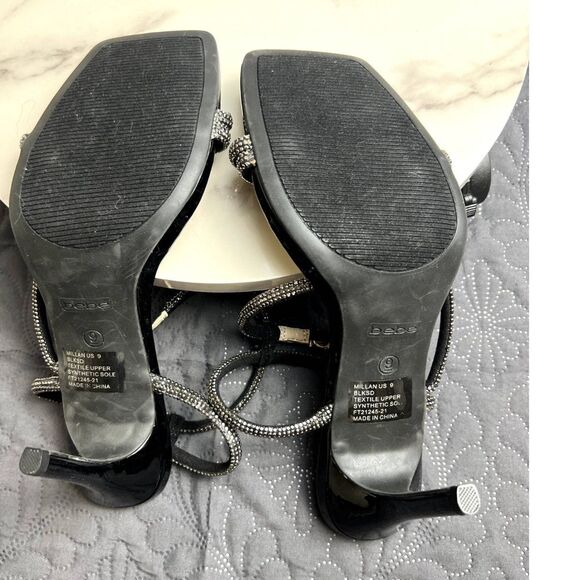 BEBE Women's Millan Cross Strapped Rhinestone Heels Sandals Dress Party SZ9:NWOB - Picture 8 of 8